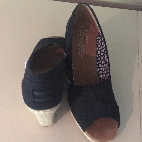 Toms Shoes - Toms Wedges